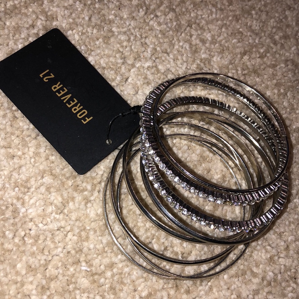 FOREVER 21 bracelet set